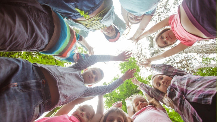 EMPLOIS D'ÉTÉ 2023